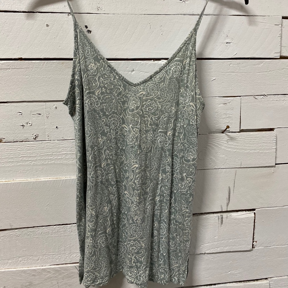 Old Navy green floral cotton camisole. Size M